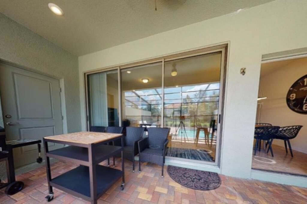 In W Private Pool And Bbq Holiday home *